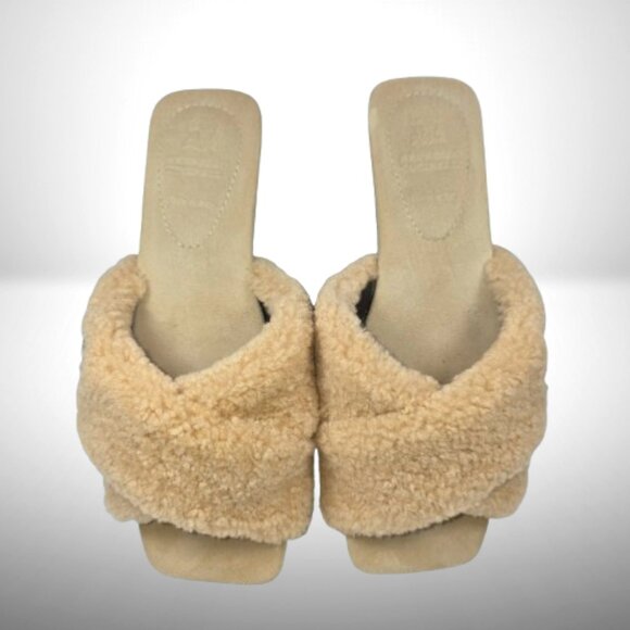 Brunello Cucinelli Shearling Slides – Size 38 (Neutral Beige) - Picture 2 of 7